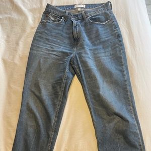 Abercrombie & Fitch Curve Love Ankle Straight Ultra High Rise